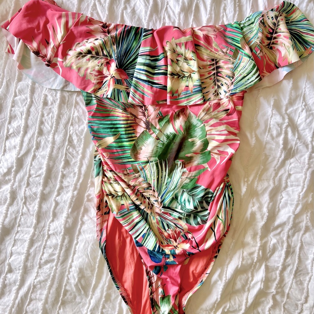 La Blanca Swim Suit